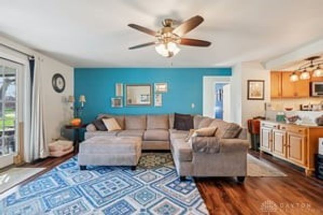 7500 Dial Drive, Huber Heights, OH 45424