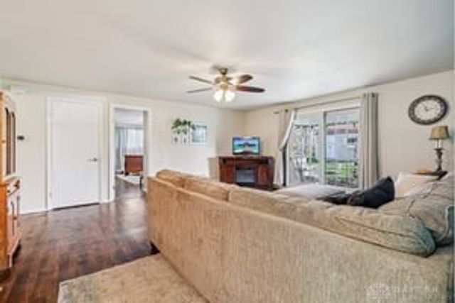 7500 Dial Drive, Huber Heights, OH 45424