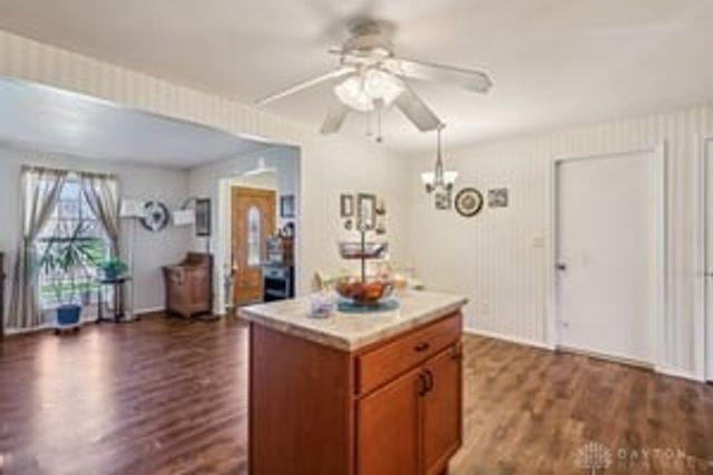 7500 Dial Drive, Huber Heights, OH 45424