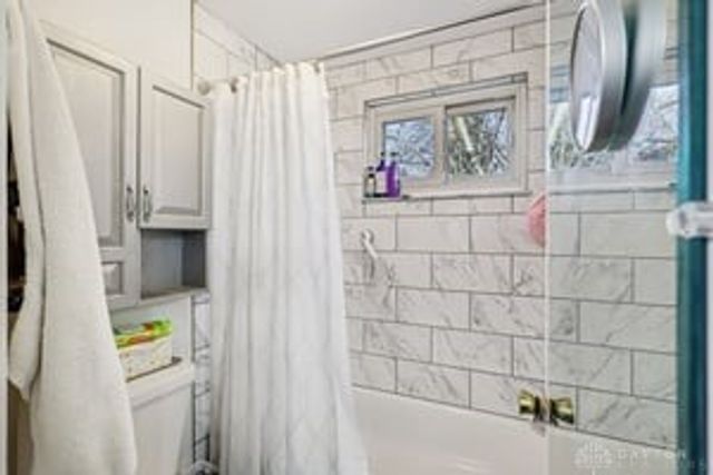 7500 Dial Drive, Huber Heights, OH 45424