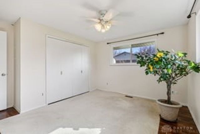 7500 Dial Drive, Huber Heights, OH 45424