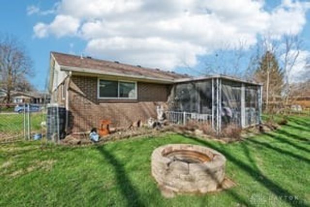 7500 Dial Drive, Huber Heights, OH 45424