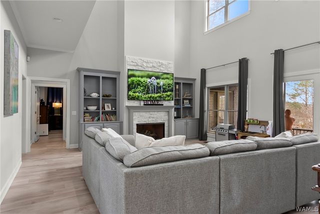 2706 Lake Crest Dr, Tuscaloosa, AL 35406