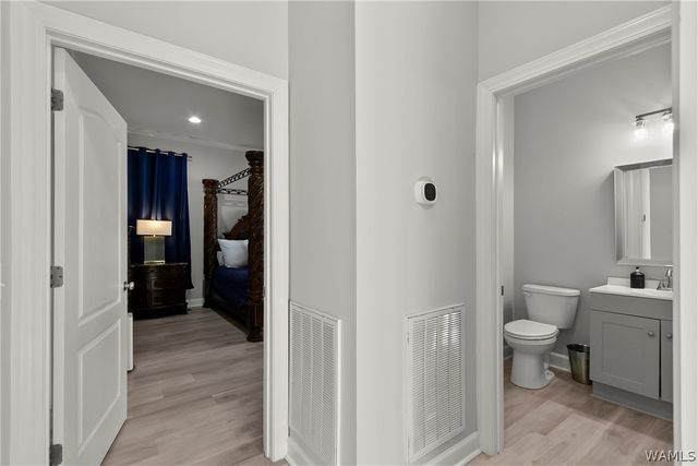 2706 Lake Crest Dr, Tuscaloosa, AL 35406