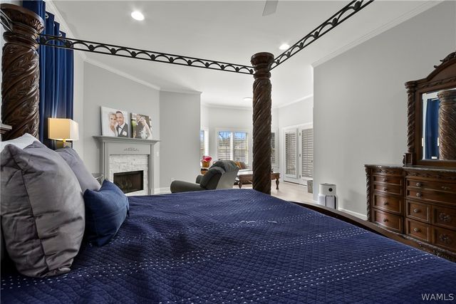 2706 Lake Crest Dr, Tuscaloosa, AL 35406