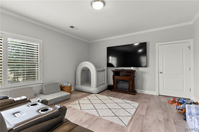 2706 Lake Crest Dr, Tuscaloosa, AL 35406