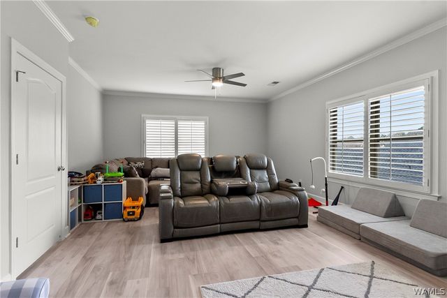 2706 Lake Crest Dr, Tuscaloosa, AL 35406