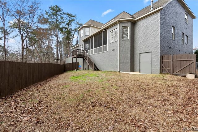 2706 Lake Crest Dr, Tuscaloosa, AL 35406
