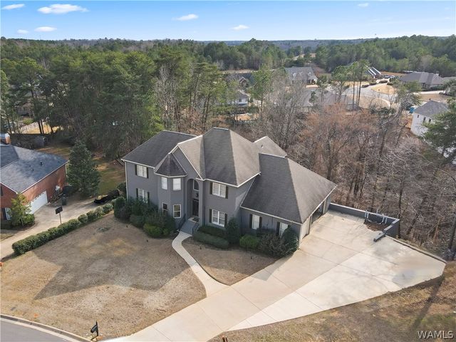 2706 Lake Crest Dr, Tuscaloosa, AL 35406