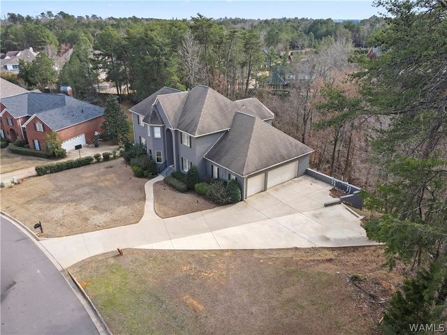 2706 Lake Crest Dr, Tuscaloosa, AL 35406