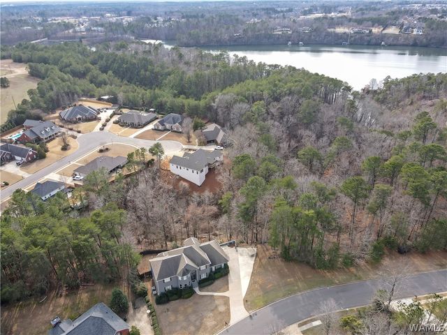 2706 Lake Crest Dr, Tuscaloosa, AL 35406
