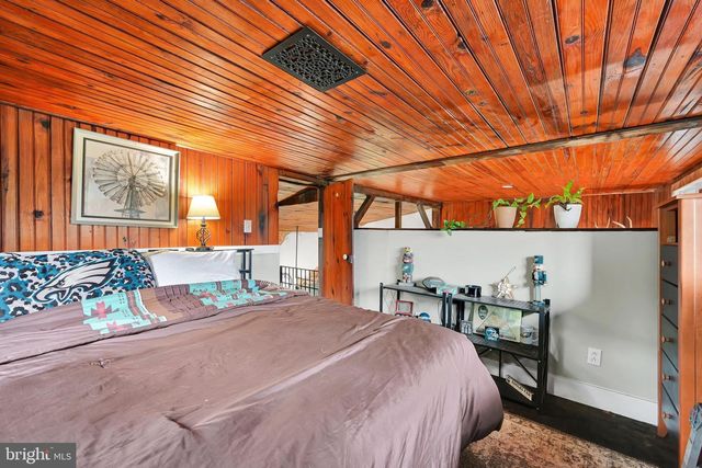 1443 RAILROAD RD, Dauberville, PA 19533