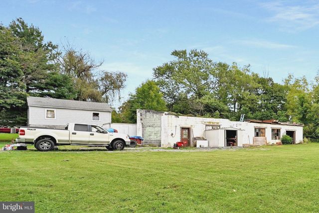 1443 RAILROAD RD, Dauberville, PA 19533