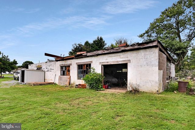 1443 RAILROAD RD, Dauberville, PA 19533