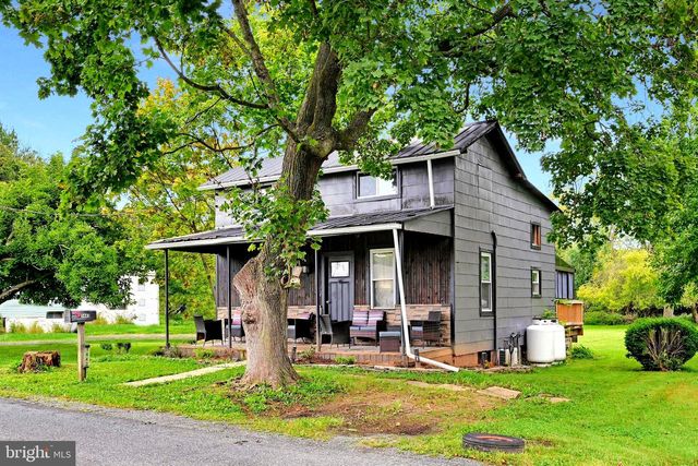 1443 RAILROAD RD, Dauberville, PA 19533