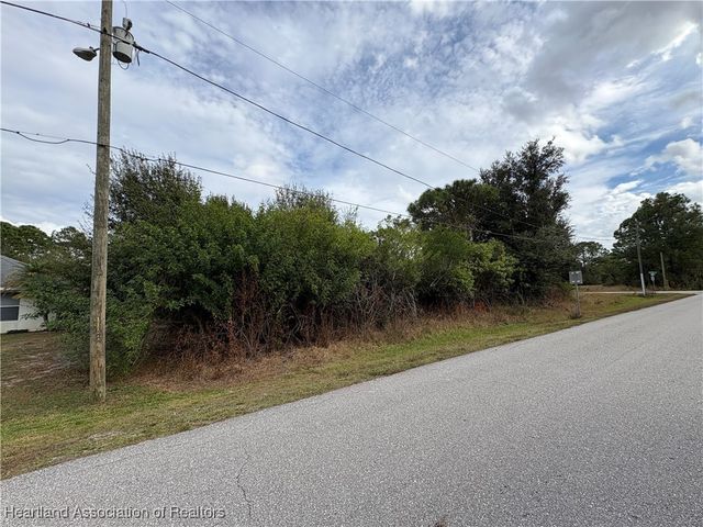 605 Fairfield Avenue, Lake Placid, FL 33852