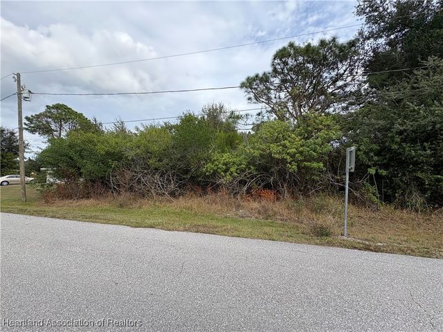 605 Fairfield Avenue, Lake Placid, FL 33852