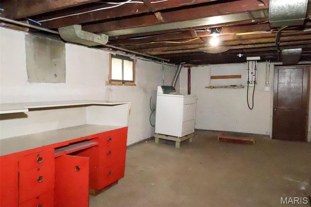 6418 Hoffman, St Louis, MO 63139