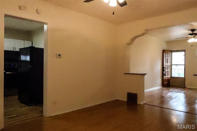 6418 Hoffman, St Louis, MO 63139