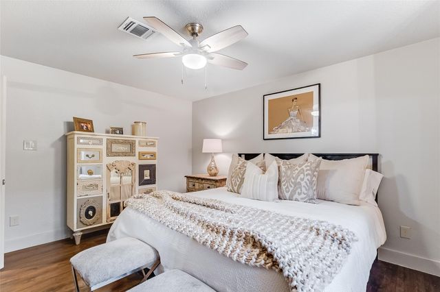 104 Raindrop LN, Kingsland, TX 78639