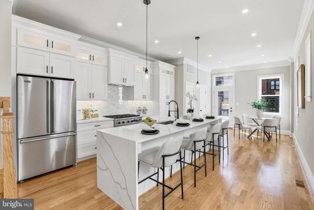 910 WESTMINSTER ST NW, Washington, DC 20001