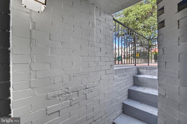 910 WESTMINSTER ST NW, Washington, DC 20001