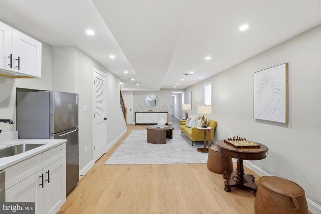 910 WESTMINSTER ST NW, Washington, DC 20001