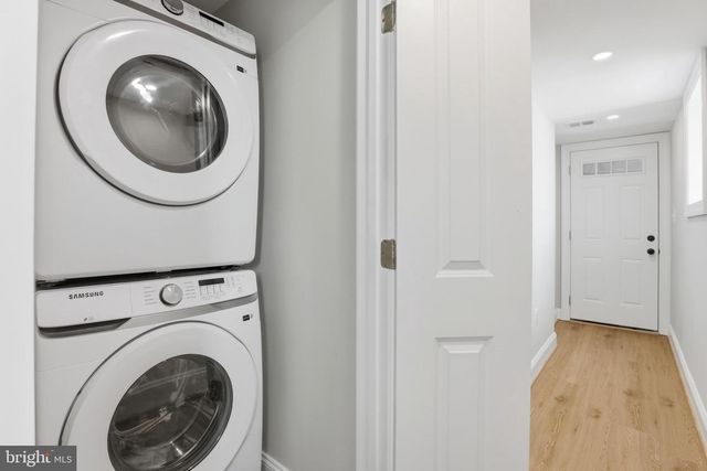 910 WESTMINSTER ST NW, Washington, DC 20001