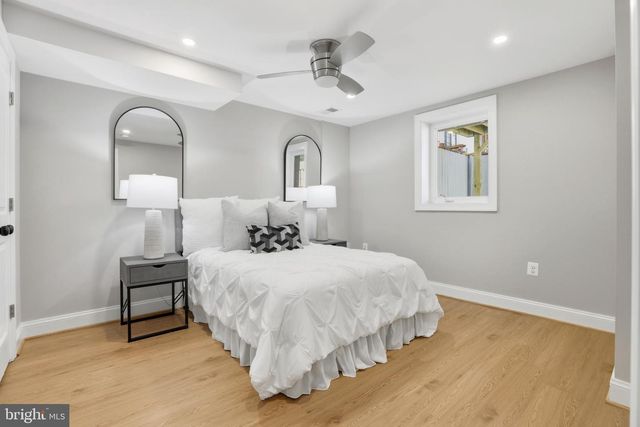 910 WESTMINSTER ST NW, Washington, DC 20001