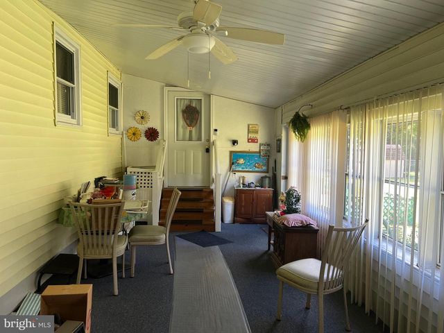 1601 MCCALL AVE, Mays Landing, NJ 08330