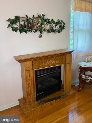 1601 MCCALL AVE, Mays Landing, NJ 08330