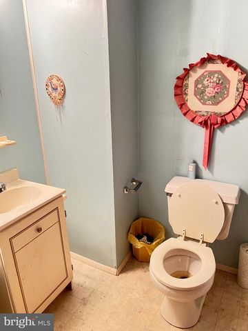 1601 MCCALL AVE, Mays Landing, NJ 08330