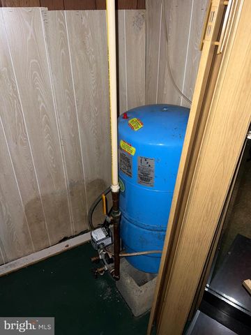 1601 MCCALL AVE, Mays Landing, NJ 08330