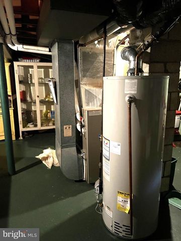 1601 MCCALL AVE, Mays Landing, NJ 08330