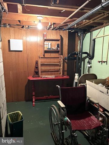 1601 MCCALL AVE, Mays Landing, NJ 08330