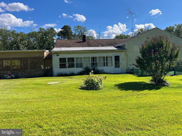 1601 MCCALL AVE, Mays Landing, NJ 08330