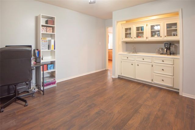 3000 Shadow Lawn Street, Brenham, TX 77833