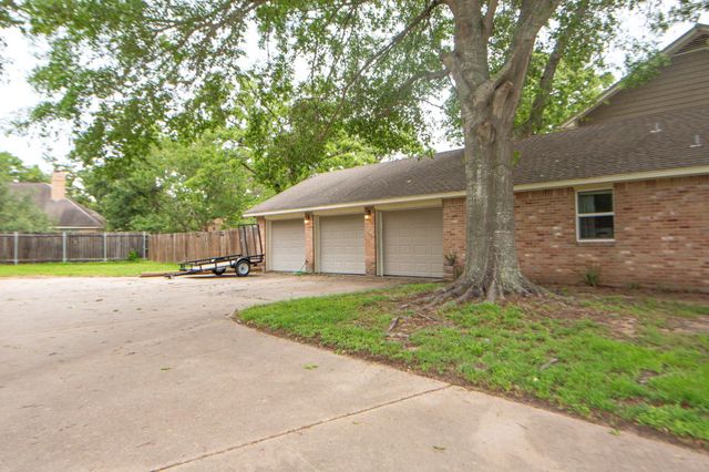 3000 Shadow Lawn Street, Brenham, TX 77833