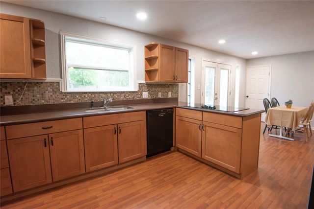 3000 Shadow Lawn Street, Brenham, TX 77833