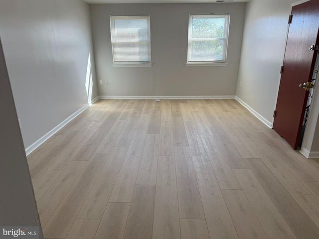 7028 LARK PL, Philadelphia, PA 19153