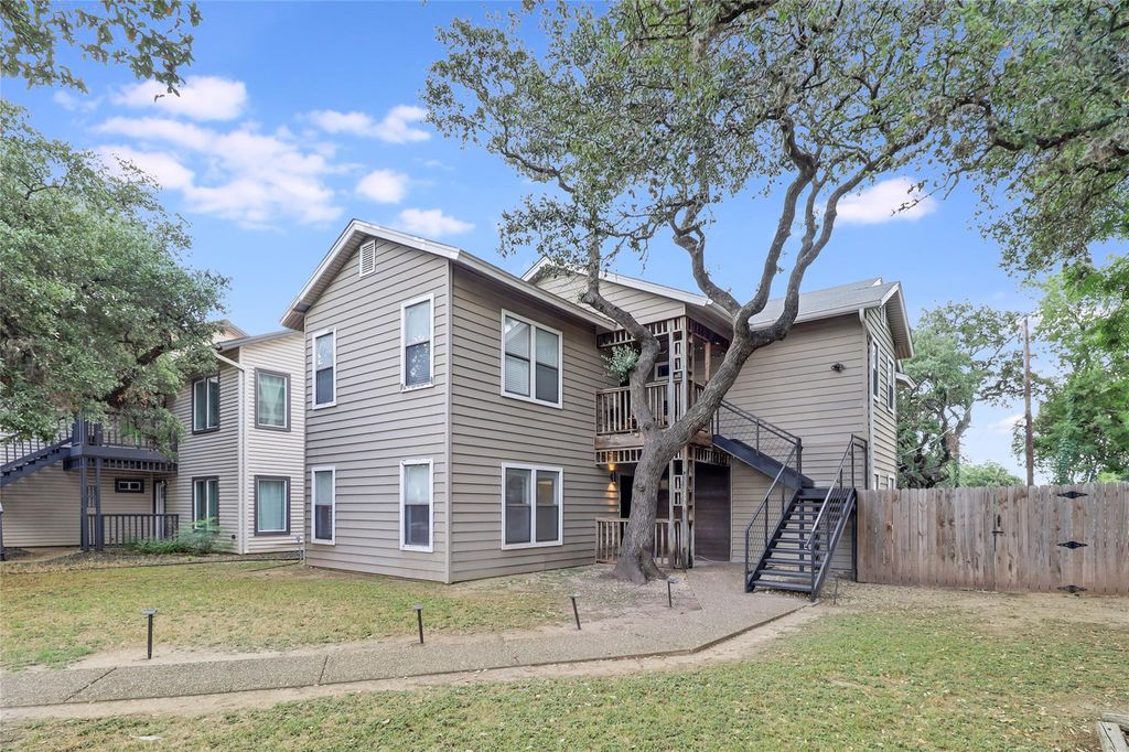 1805 Bouldin Ave A, Austin, TX 78704