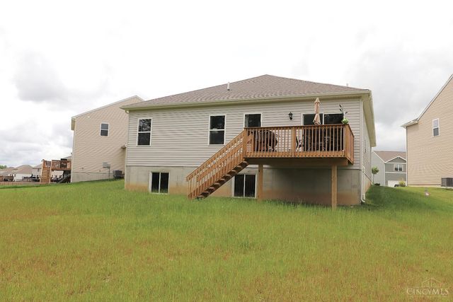 1802 Oak Cove, Goshen Twp, OH 45150