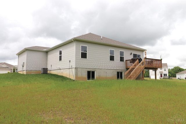 1802 Oak Cove, Goshen Twp, OH 45150