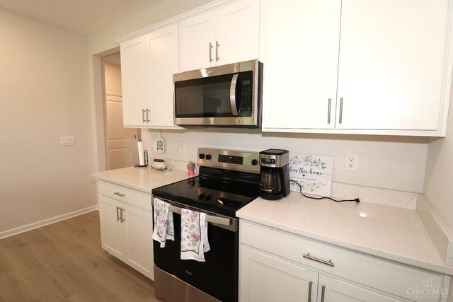 1802 Oak Cove, Goshen Twp, OH 45150