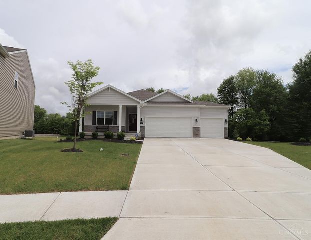 1802 Oak Cove, Goshen Twp, OH 45150