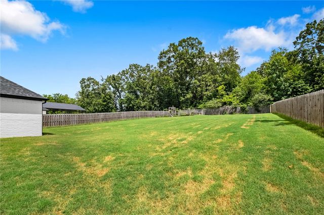 1440 Westridge Lane, Centerton, AR 72719