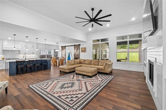 1440 Westridge Lane, Centerton, AR 72719