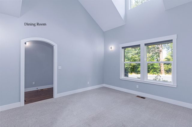 201 SE Sand Cyn Lane, Grants Pass, OR 97527