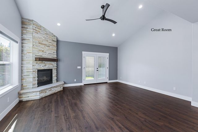 201 SE Sand Cyn Lane, Grants Pass, OR 97527