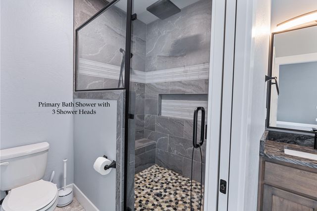 201 SE Sand Cyn Lane, Grants Pass, OR 97527